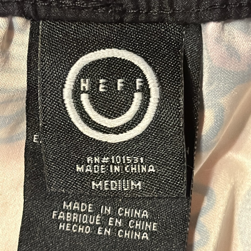 NEFF Board Shorts. Size Medium - Picture 8 of 8